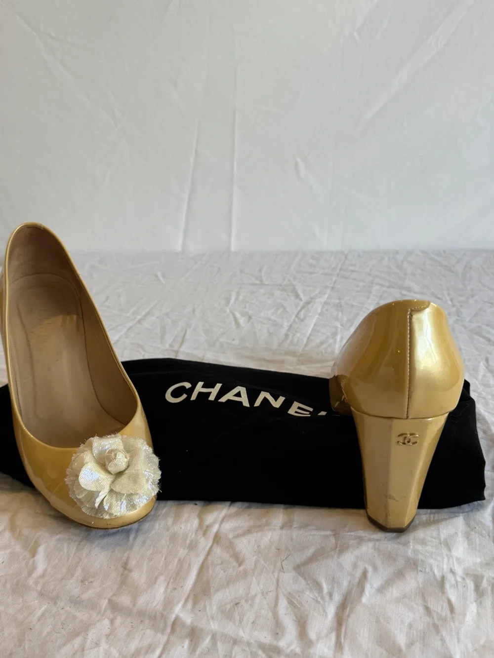 CHANEL Yellow Patent Camellia Iridescent Flower & CC Ballet Heels